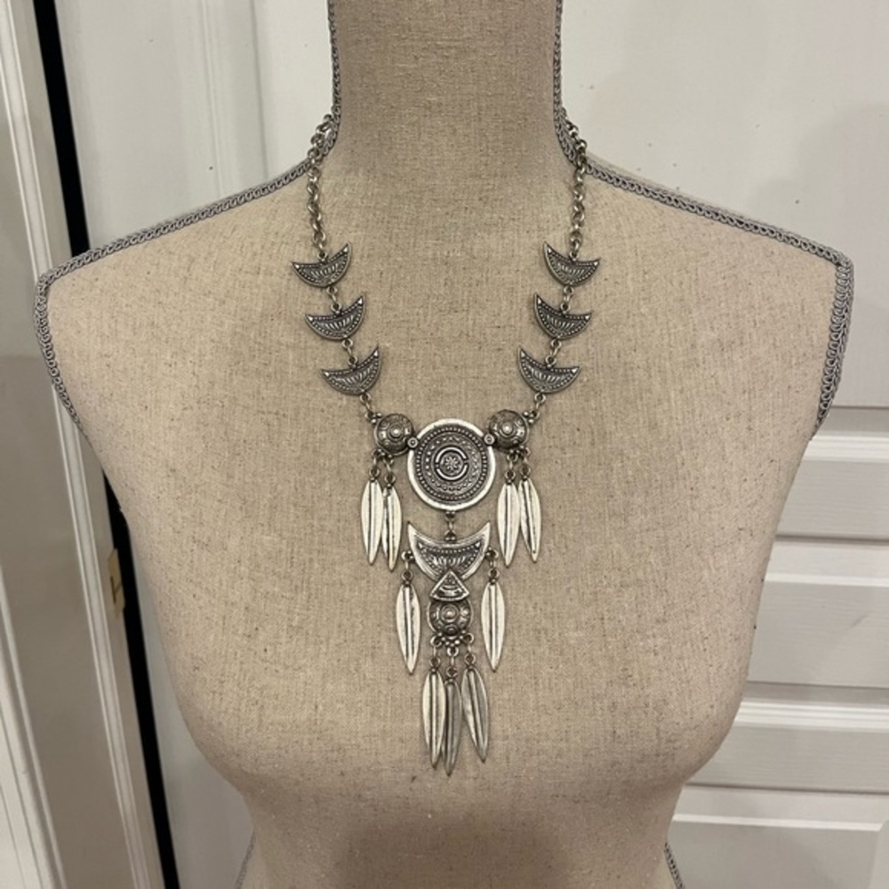 Silver statement necklace
